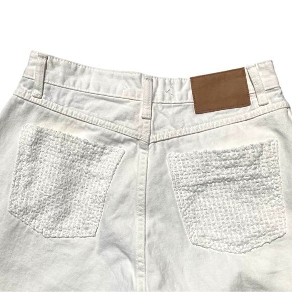 Matin Kim Distressed Textured White‎ High Rise Medium - Picture 6 of 8